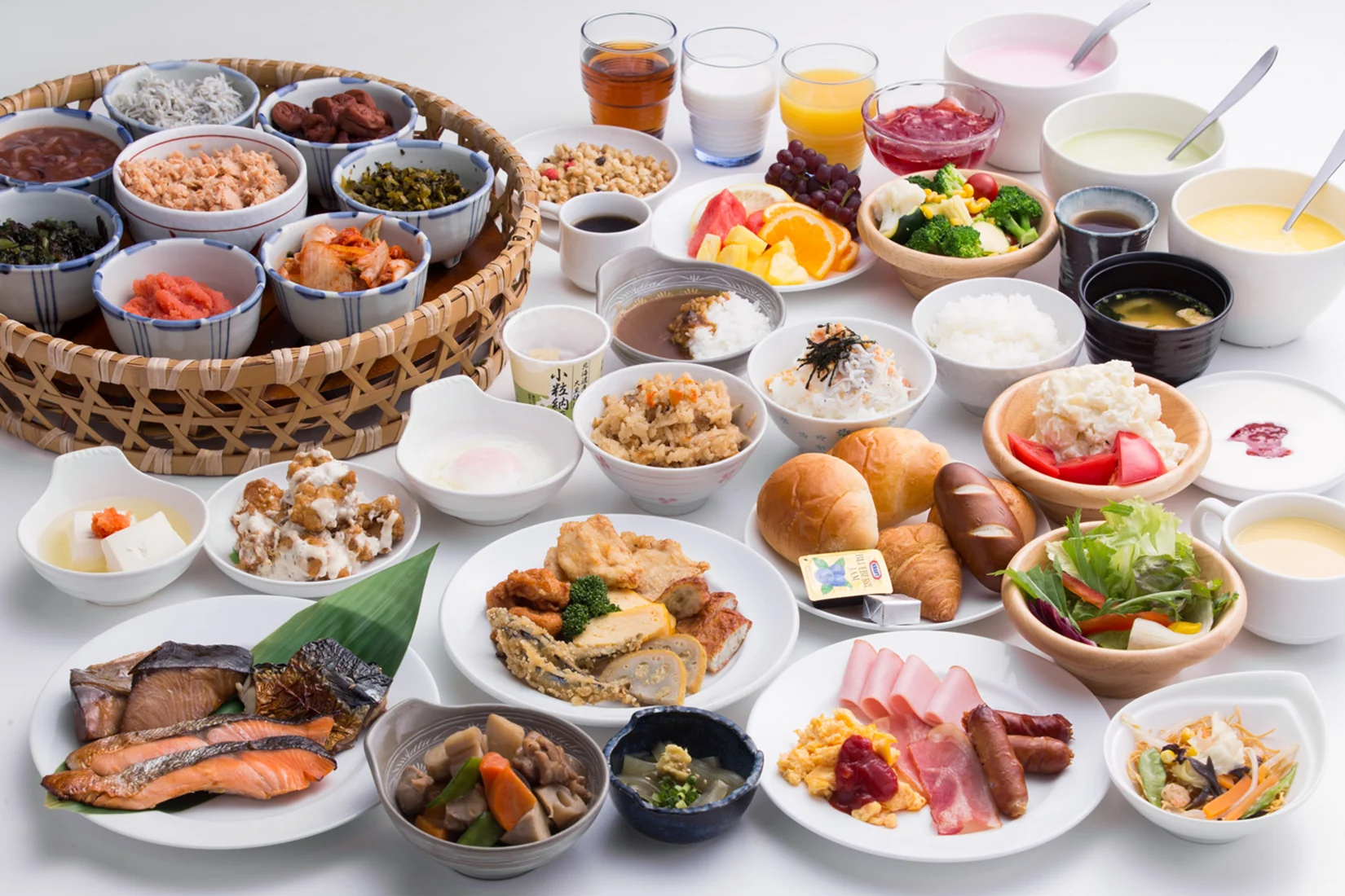 朝食のご案内